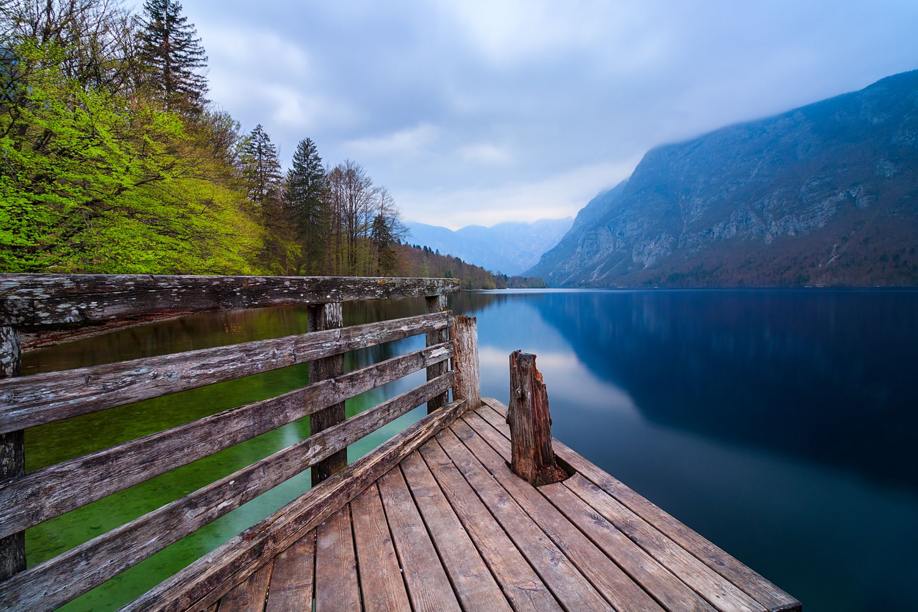 Bohinjsko jezero in cerkev sv. Janeza